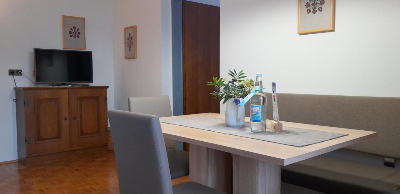 Ferienhof Alte Post, Apartments ไวสซ์บริอาค ภายนอก รูปภาพ